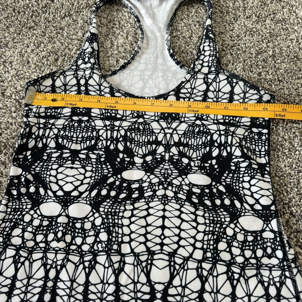 Lululemon Racer Back Tank Top - Picture 5 of 6